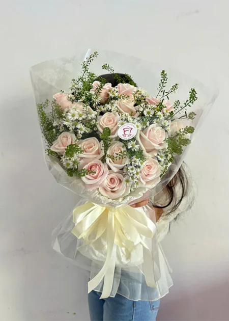 bó hoa hồng kem dịu dàng
