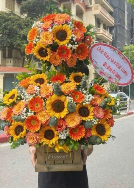 giỏ hoa nắng vàng đón lộc