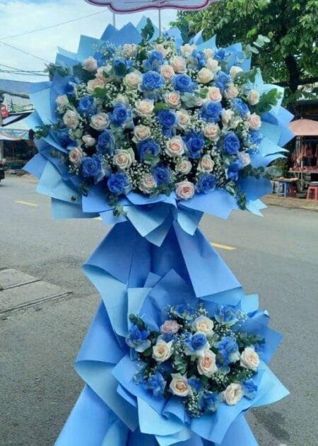 kệ hoa chúc mừng thành công không ngừng tới