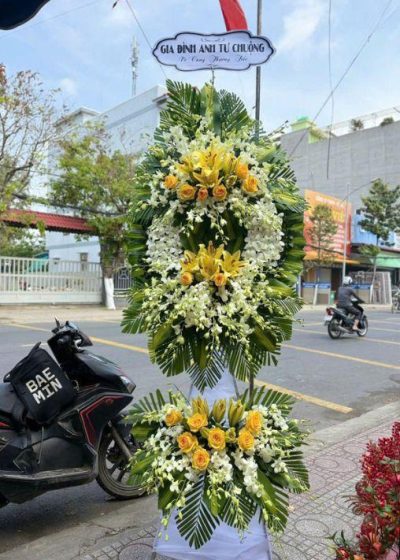 kệ hoa chia buồn tang lễ thành kính phân ưu