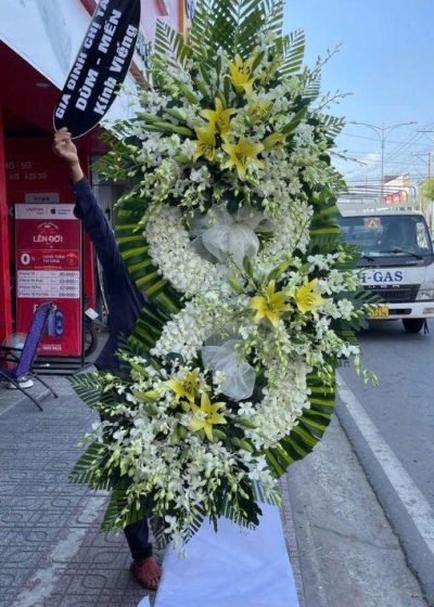 kệ hoa viếng tang lễ thành kính phân ưu 6