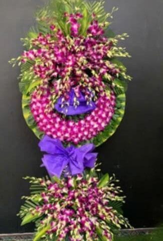 vòng hoa chia buồn
