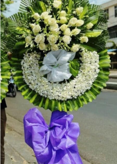 vòng hoa viếng đẹp giá rẻ