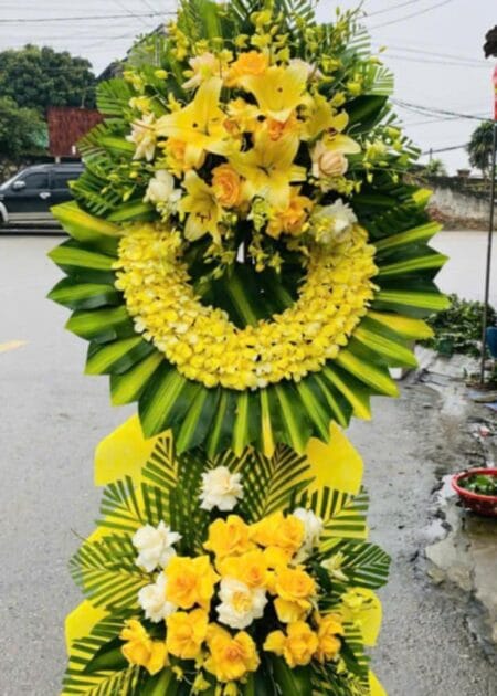 vòng hoa viếng tang lễ