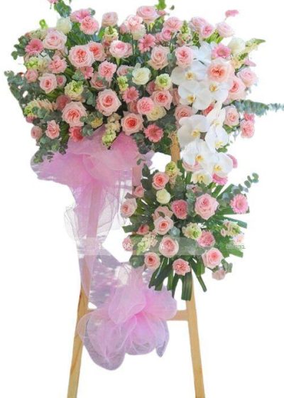 lẵng hoa chúc mừng kỷ nguyên hưng thịnh