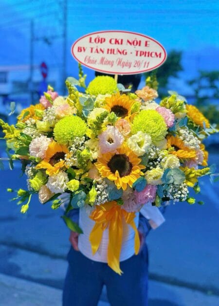 giỏ hoa tươi nghệ thuật hiện đại