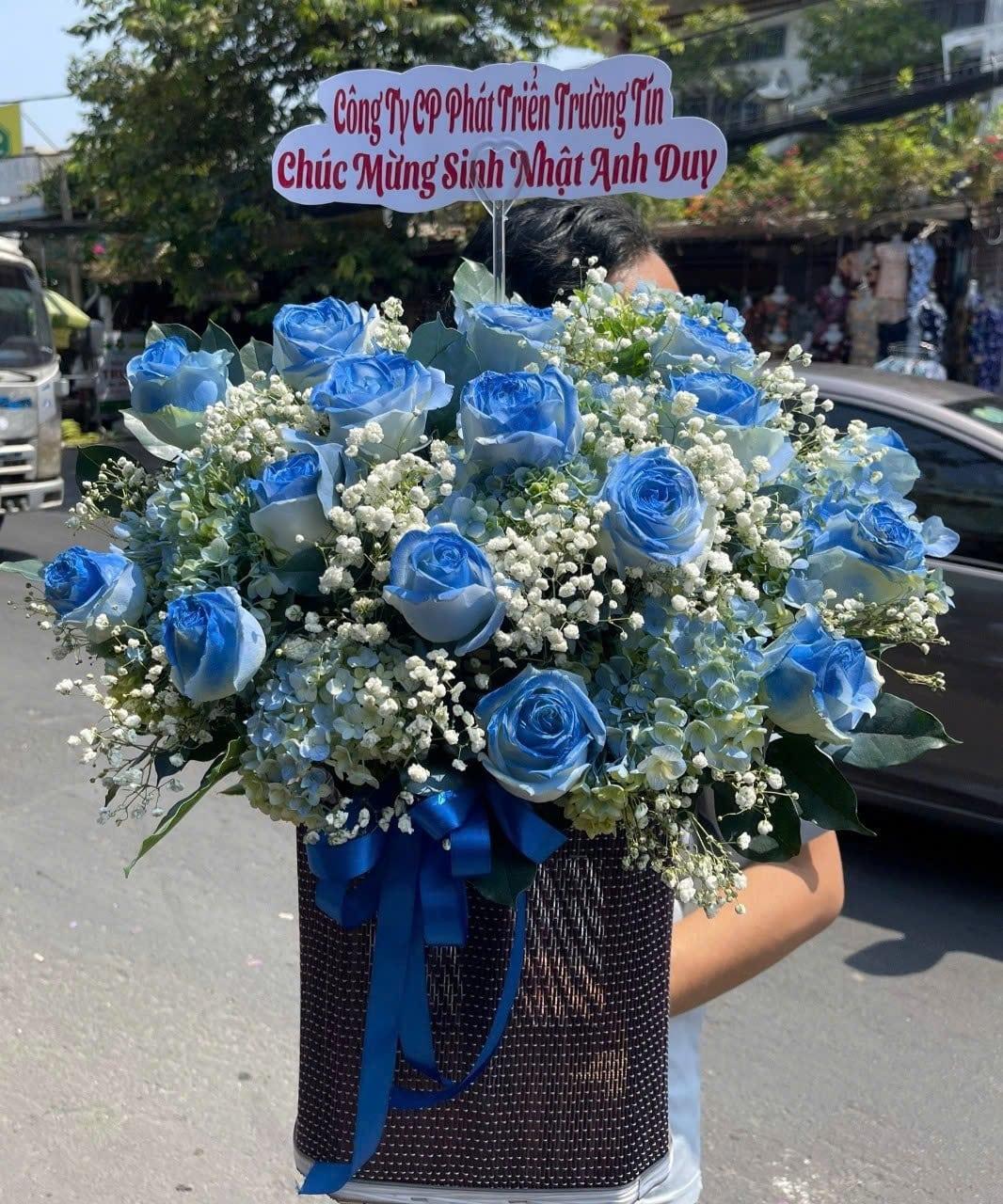 Giỏ Hoa "Sắc Xanh Thành Công"-DVGH052 1 giỏ hoa xanh thành công