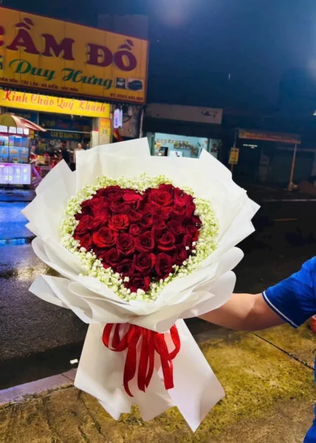 Bó Hoa Hình Trái Tim – Trái Tim Nồng Nàn