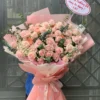 Bó Hoa Hồng Đào Cỡ Lớn Giấy Hồng Phối Kem