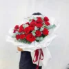 bó hoa hồng đỏ lá bạc