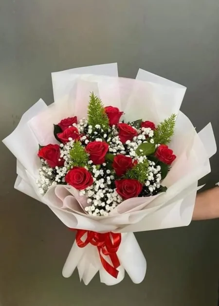 bó hoa hồng đỏ nhỏ