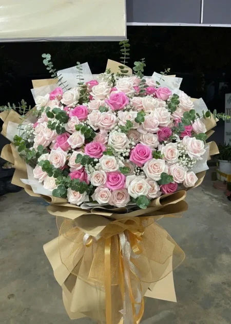 Bó Hoa Hồng Kem Phối Hồng Sen Cỡ Đại Giấy Kraft – Hoa Tặng Người Yêu, Hoa Sinh Nhật, Hoa Chúc Mừng Sang Trọng