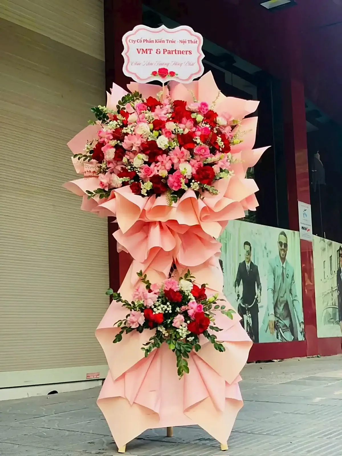 Kệ Hoa Cẩm Chướng Đỏ – Hồng Thắm Kiến Tạo – DVKT311 6 kệ hoa cẩm chướng đỏ Hồng Thắm Kiến Tạo