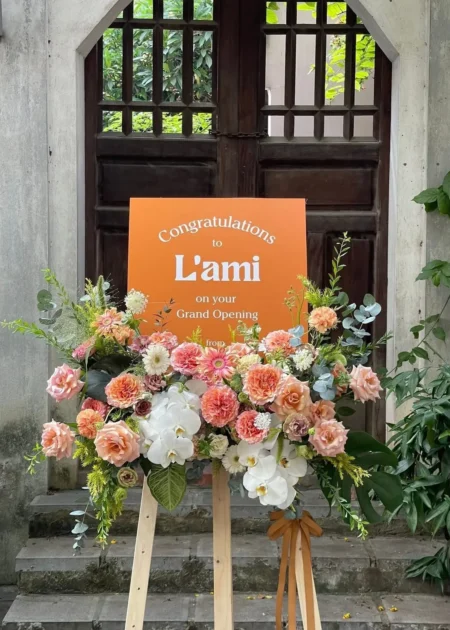 kệ hoa giá vẽ cam đào Nắng Mới Khai Trương