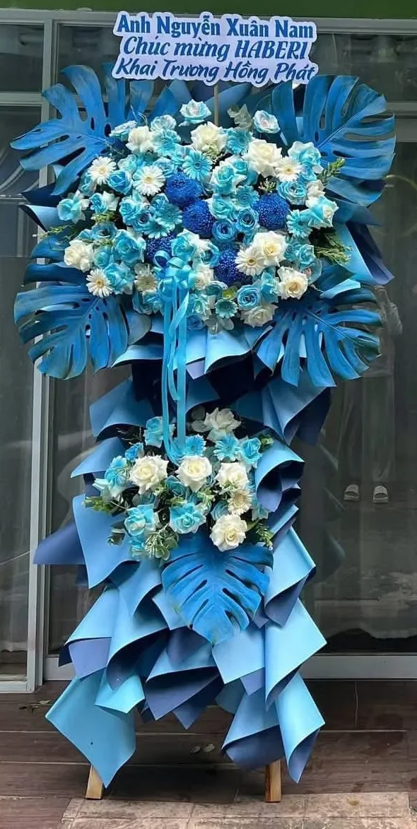 Kệ Hoa Khai Trương Lá Monstera Phun Màu – Song Sắc Thịnh Vượng – DVKT253 20 kệ hoa khai trương lá monstera phun màu xanh dương hồng nhuộm xanh