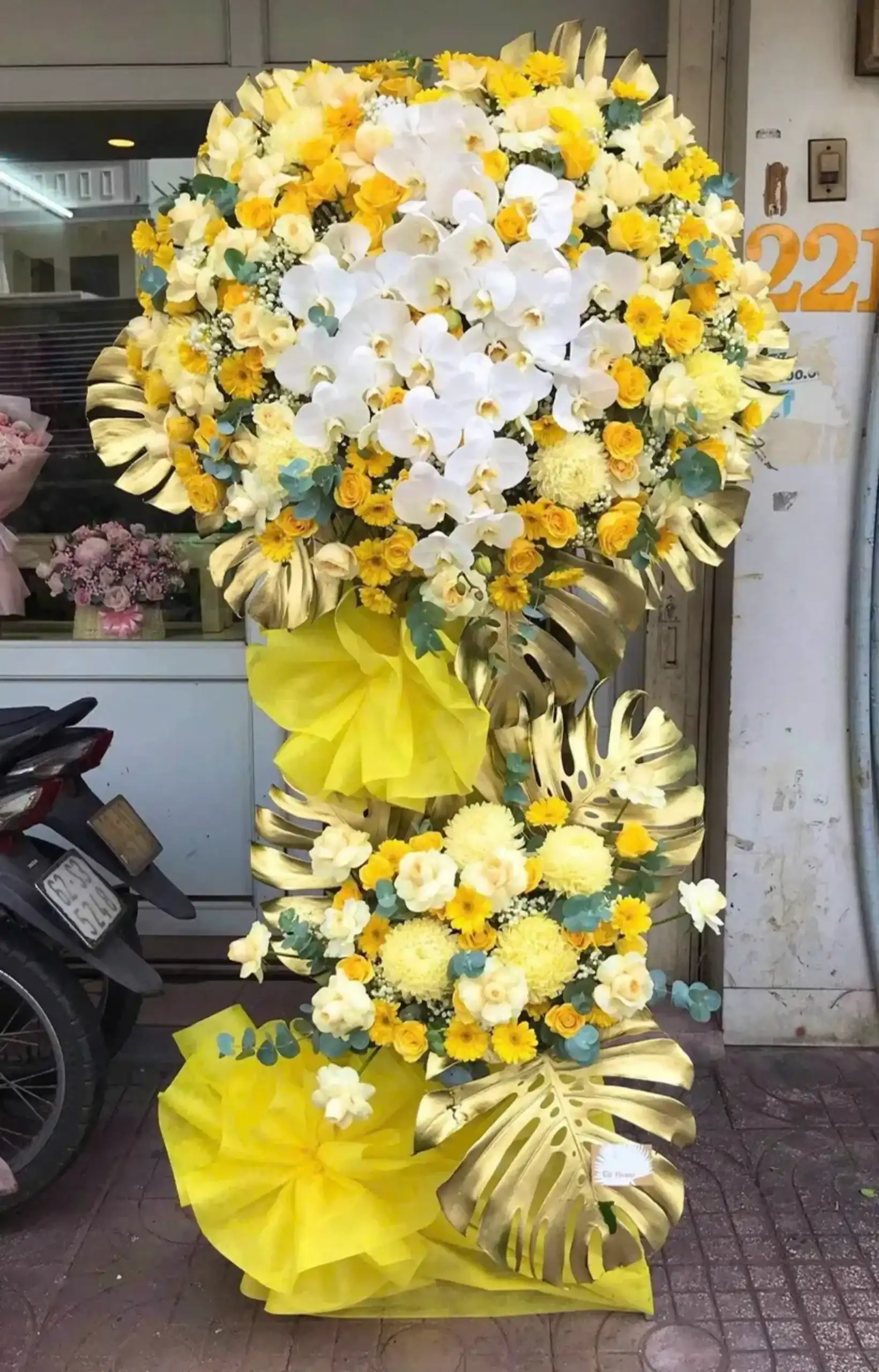 Kệ Hoa Khai Trương Vươn Tầm Vươn Xa - DVKT240 1 kệ hoa khai trương vươn tầm vươn xa