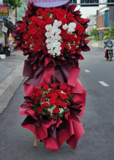 lẵng hoa chúc mừng đạt đỉnh thành công